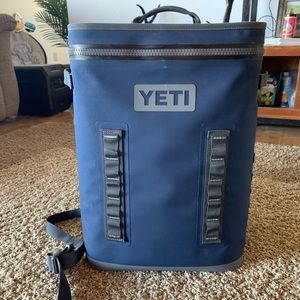 Yeti Hopper Backflip 24